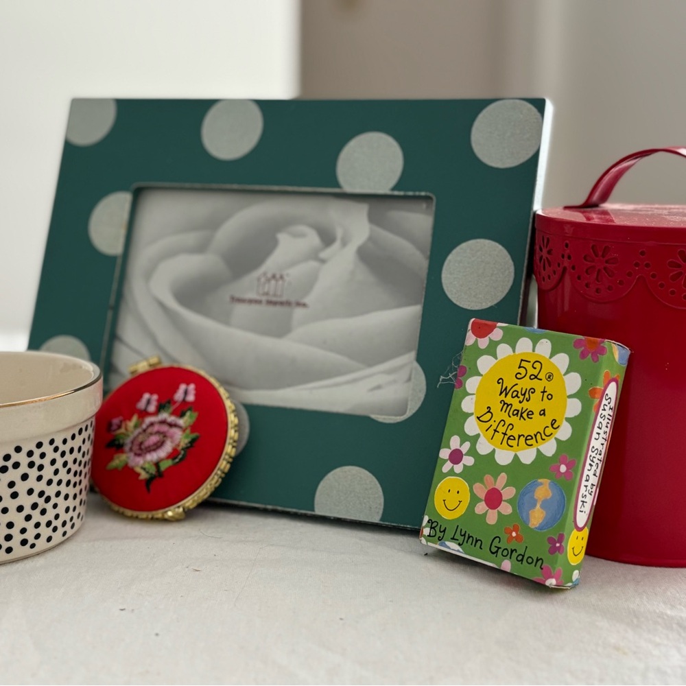 Gift bundle for birthday, Valentines Day, or anytime! - Picture 2 of 4